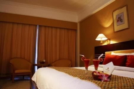 Tiara Medan Hotel & Convention Center Ngoại thất bức ảnh